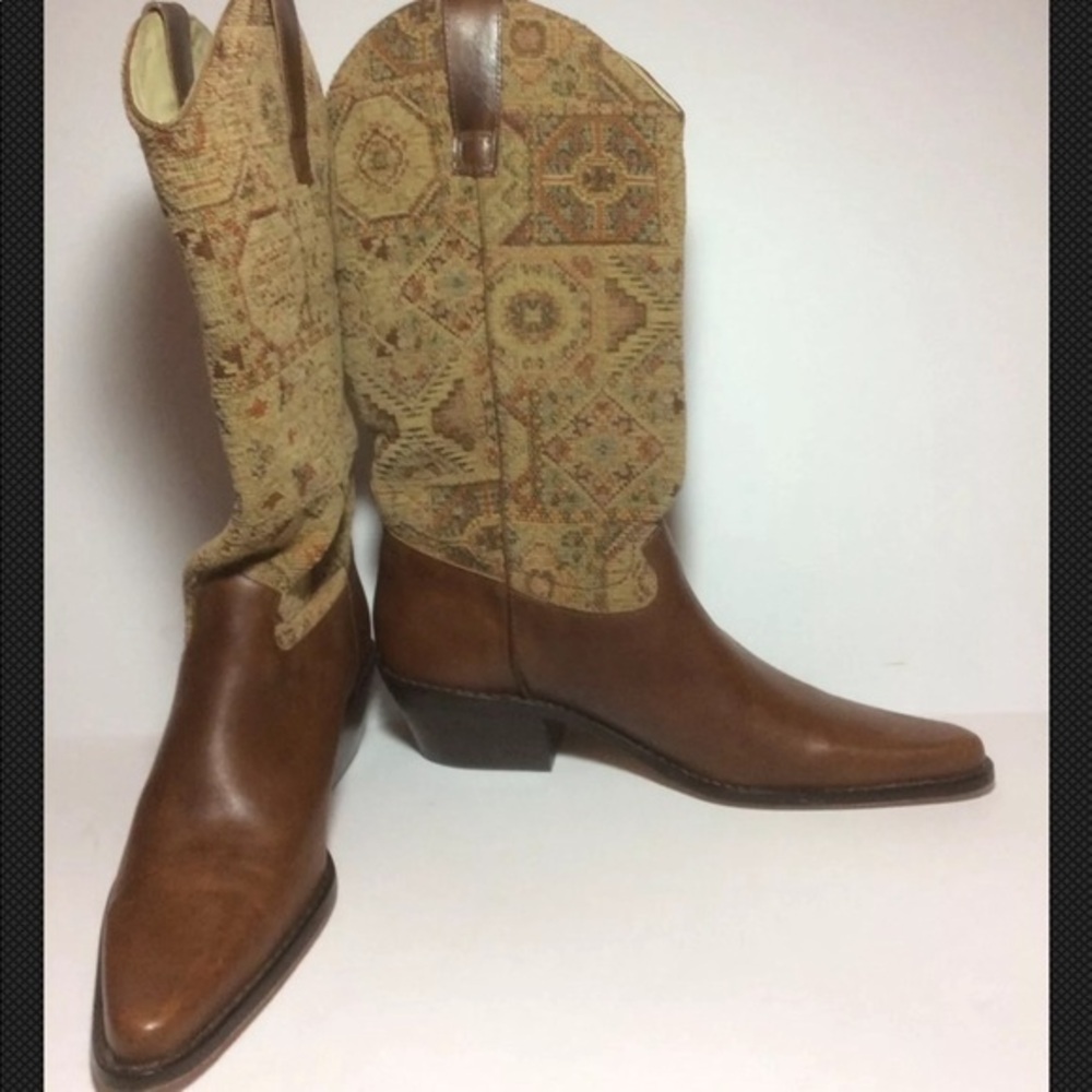 Matisse Brown Leather Tapestry Boho  Boot 7M